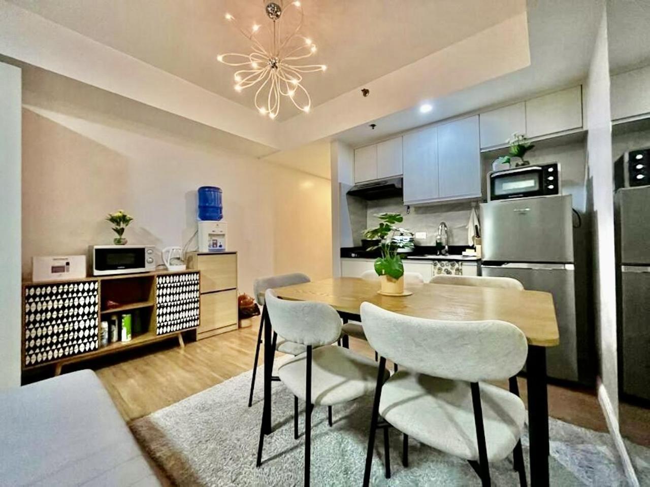 Abreeza Studio Suite 2321 - Pool, Wifi, City View, Washer, Ac, Netflix, Mall Davao ภายนอก รูปภาพ